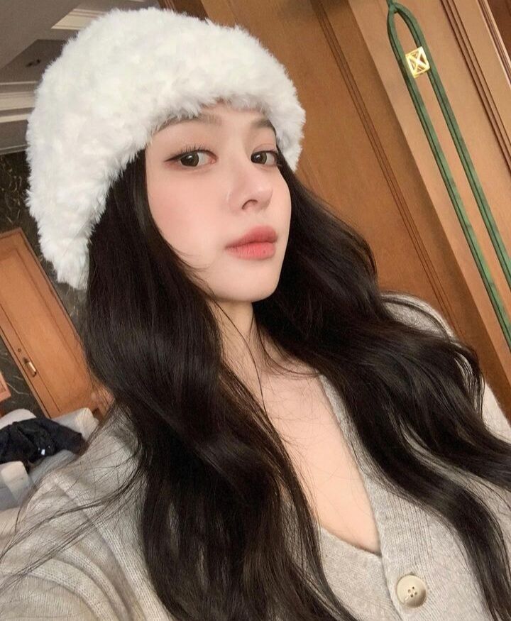  ,   Minni, 20 ,   