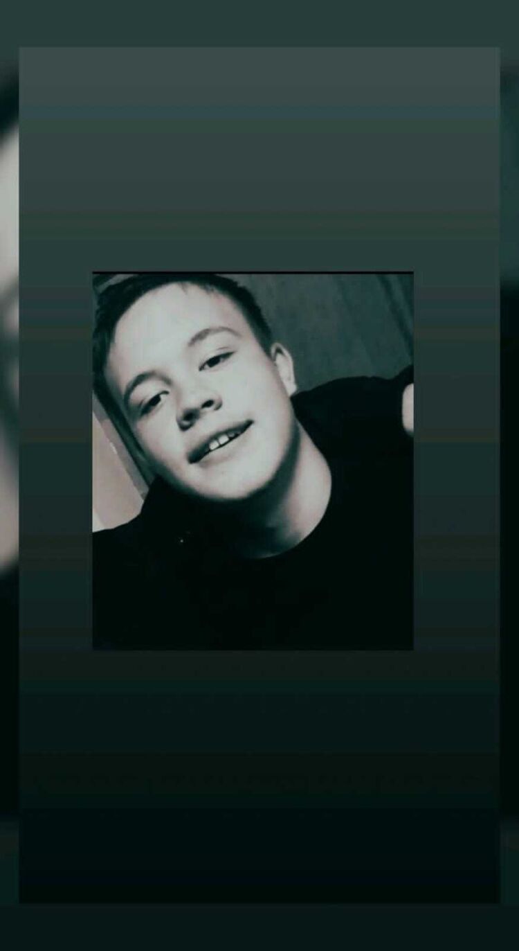  30234223  , 21 ,    