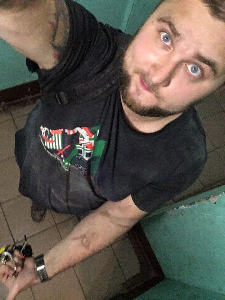  18322563  , 31 ,    