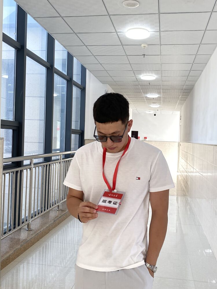  52782673  Kurbanov, 21 ,    