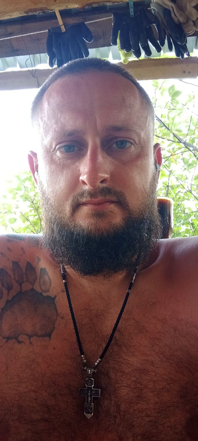  37759473  , 40 ,    
