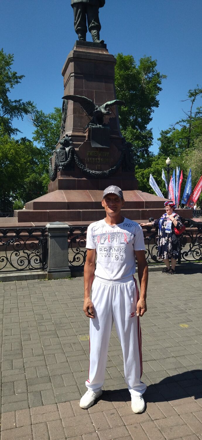  ,   Ivan, 45 ,   