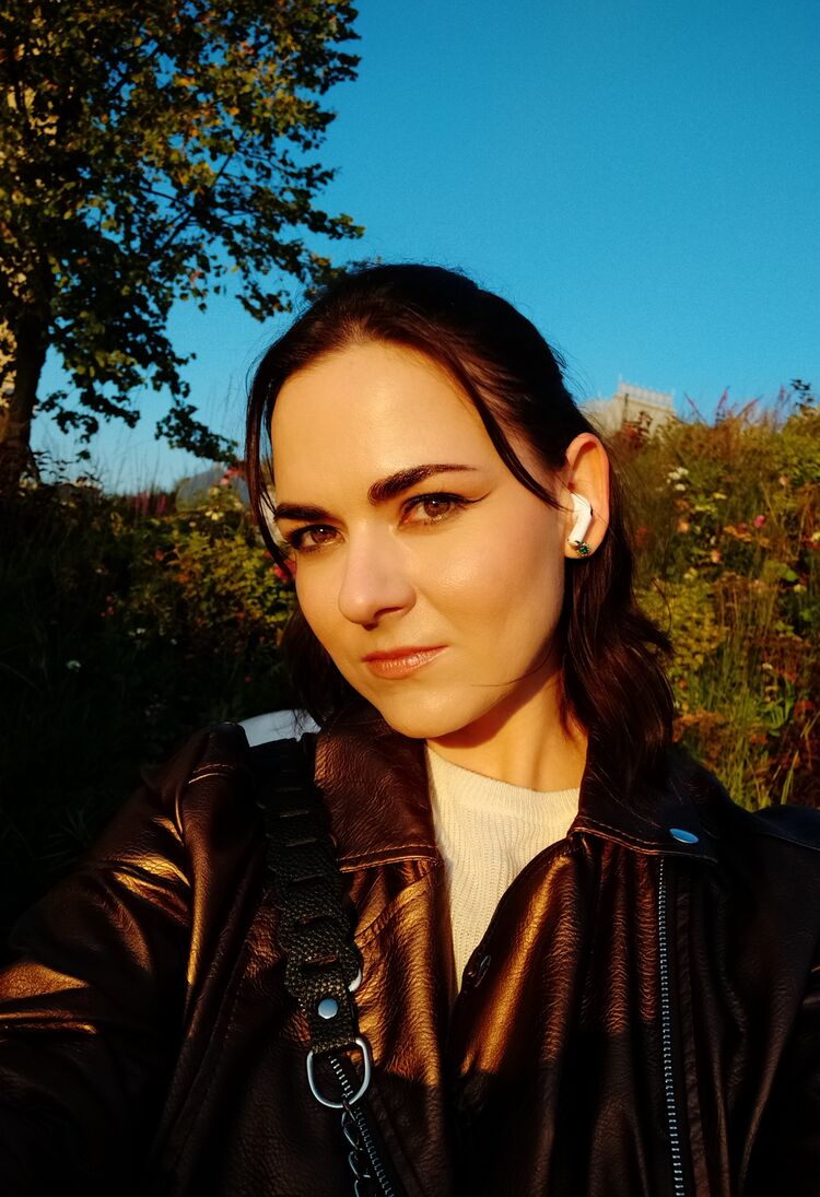  ,   Elena, 35 ,   ,   