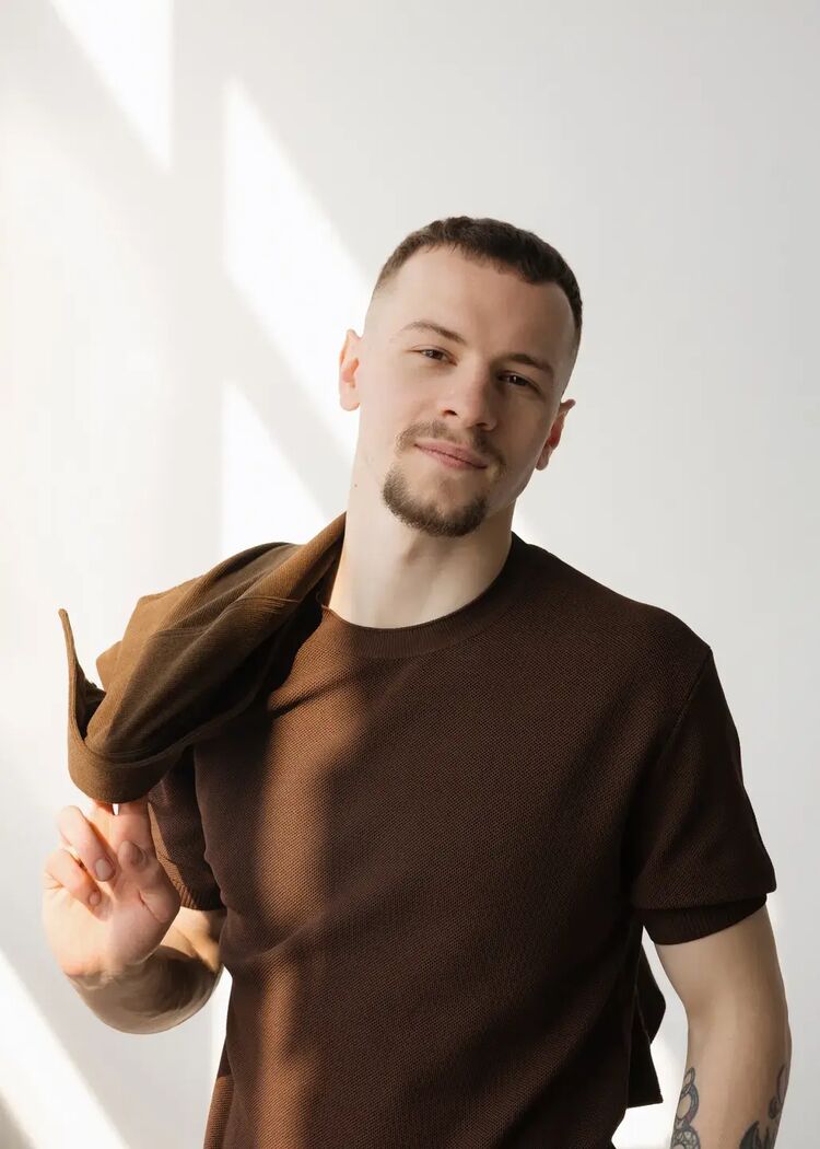 ���� 56147063 ����� ������, 24 ����, ���� ���������� � ������