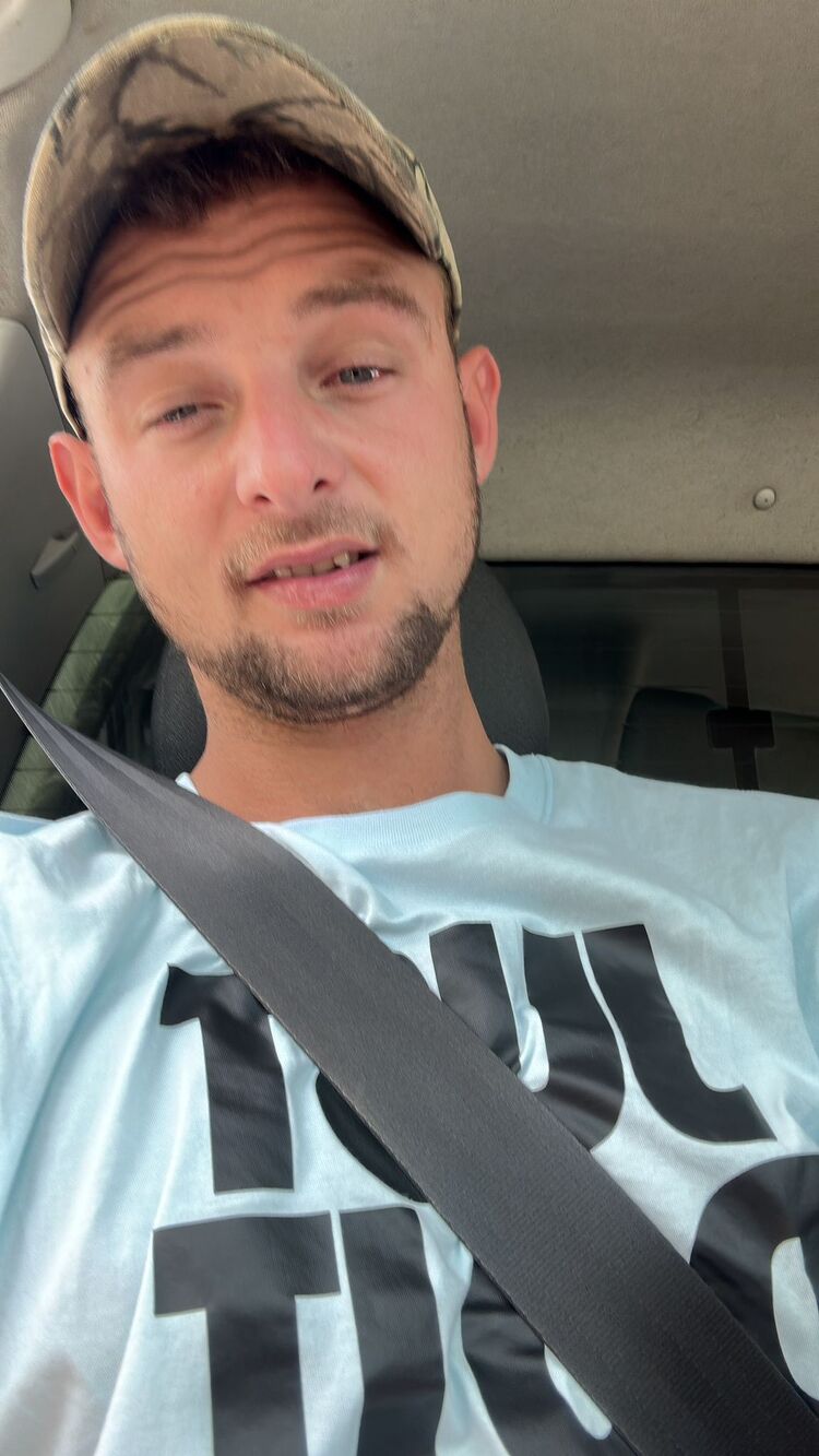  49571753  Marcel, 26 ,    Abbots Langley