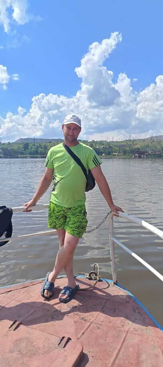  47479473  Popov, 33 ,    