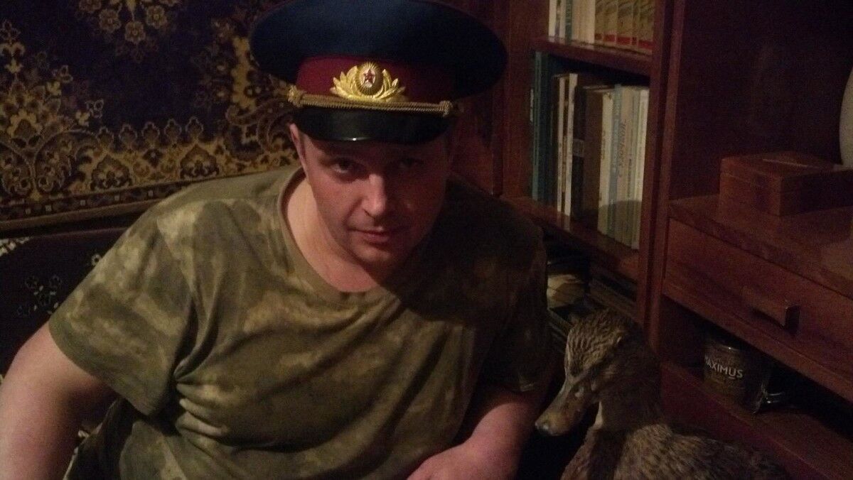  ,   Nik, 47 ,   