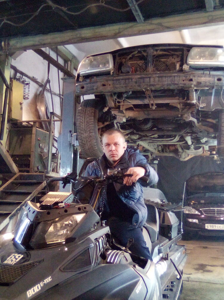  ,   Mihail, 41 ,   ,   , c 