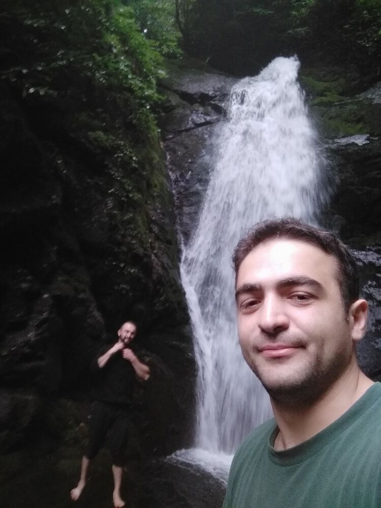  19441423  Giga, 34 ,    