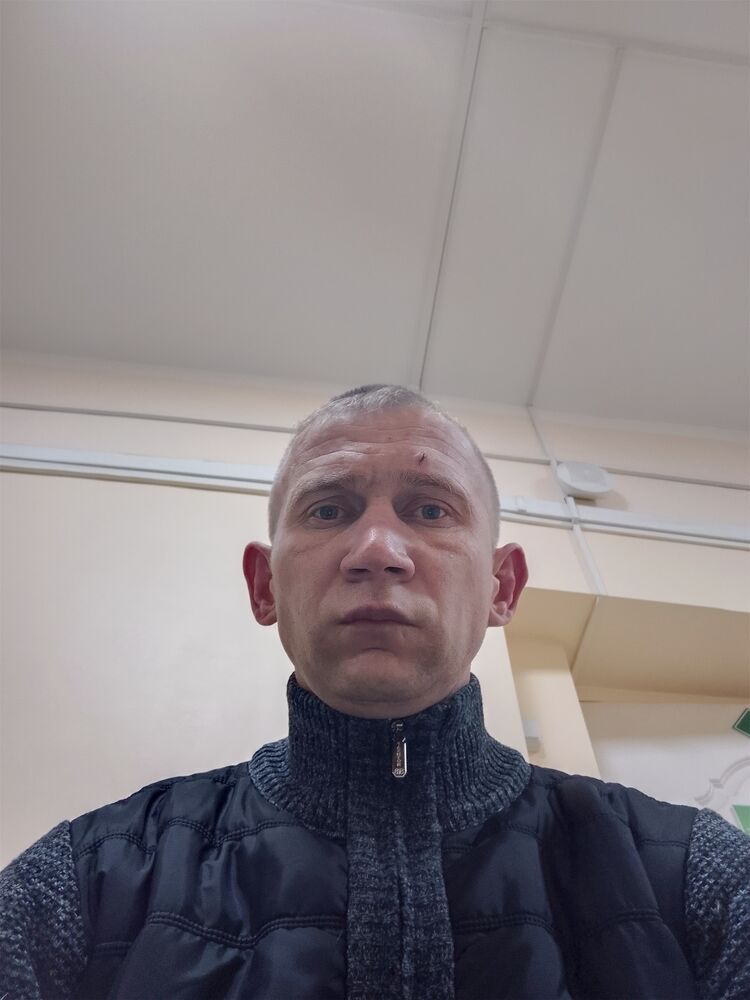  48764473  , 37 ,    
