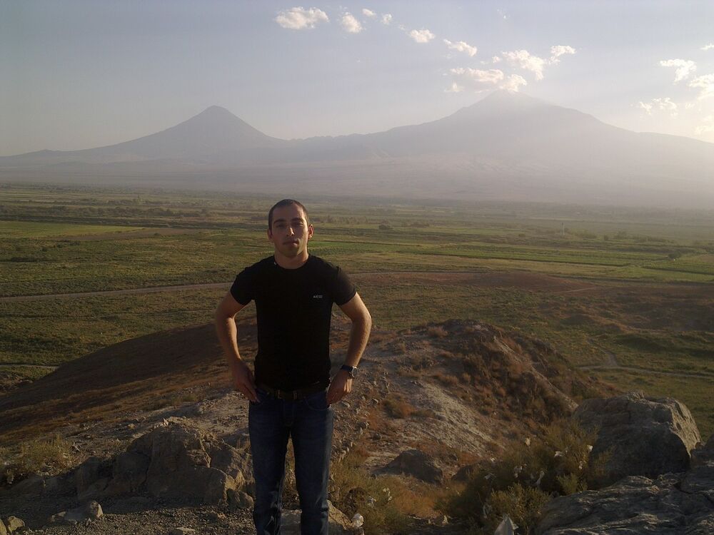  ,   ARTUR, 35 ,   