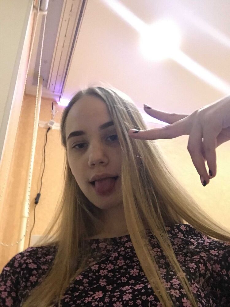  22024243  PolinA, 23 ,    