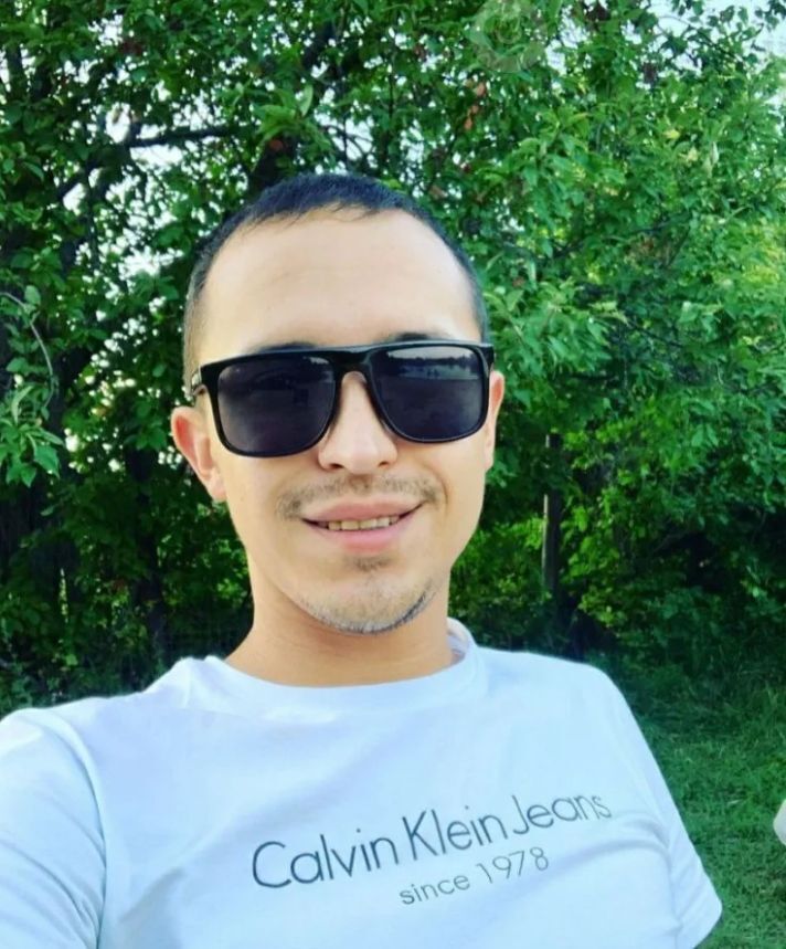  ,   Ruslan, 31 ,   ,   