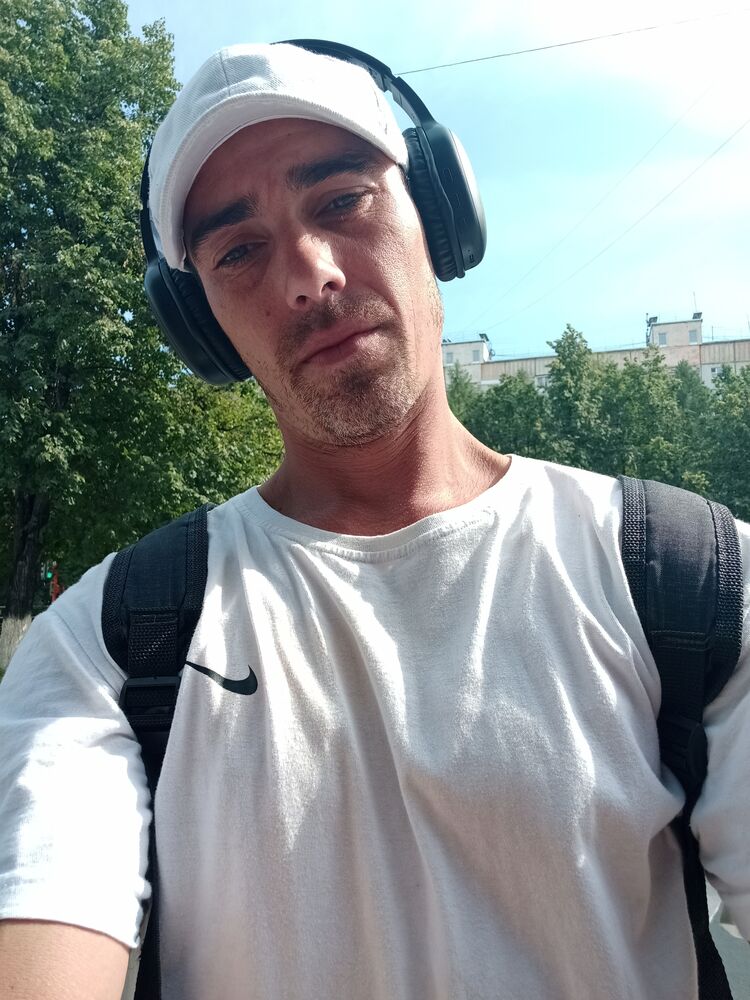 45248383  , 37 ,    