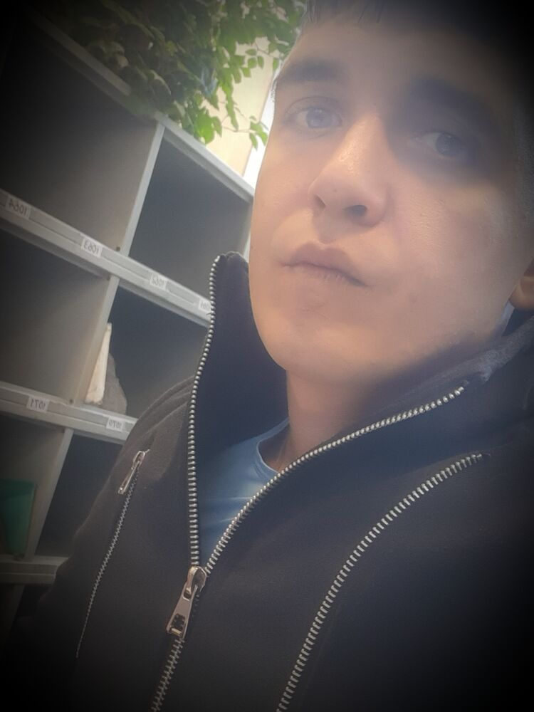  29835773  Diman, 29 ,    