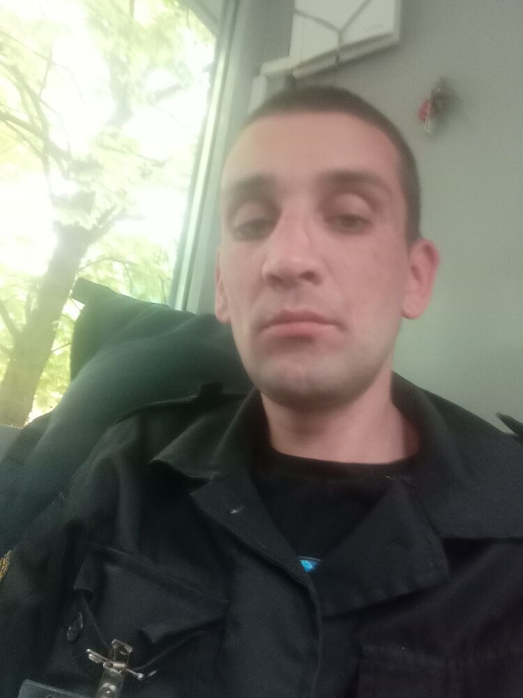  35241943  , 39 ,    