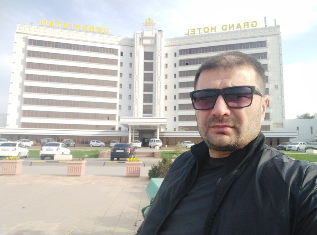  49448983  Sarvar, 38 ,    