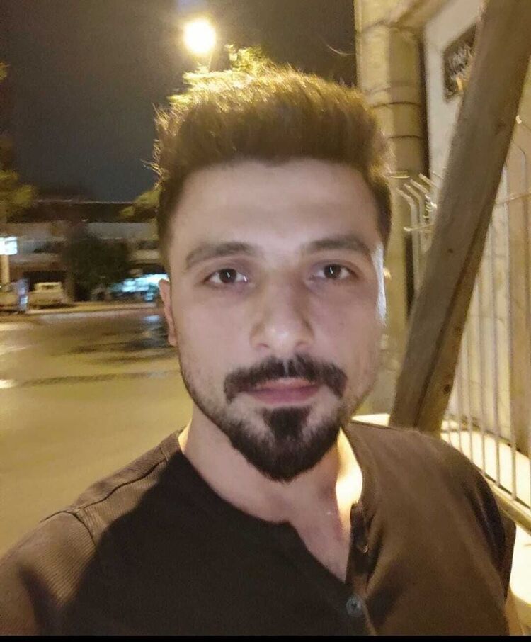  ,   Tayfun, 33 ,   ,   , c , 
