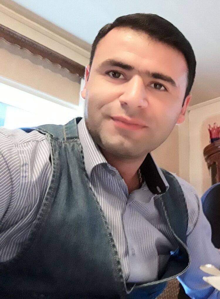  23675713  Ramin, 39 ,    