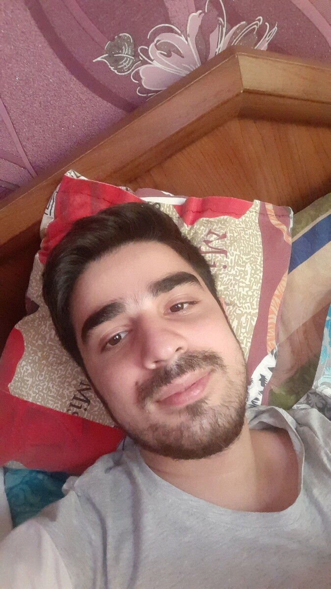  17900333  Kamran, 28 ,    