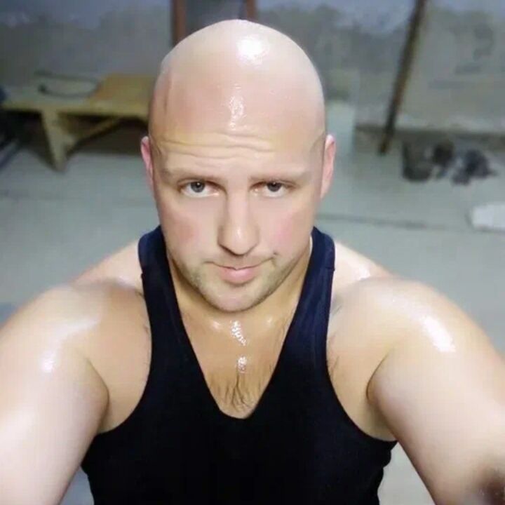  47438663   , 23 ,    