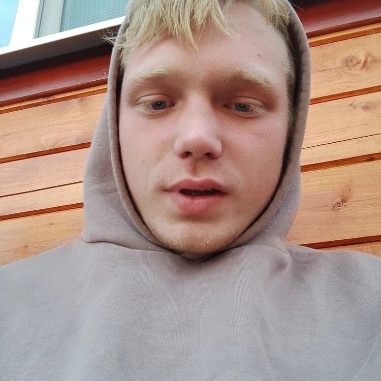  28559553  Kirill, 22 ,    Deleted