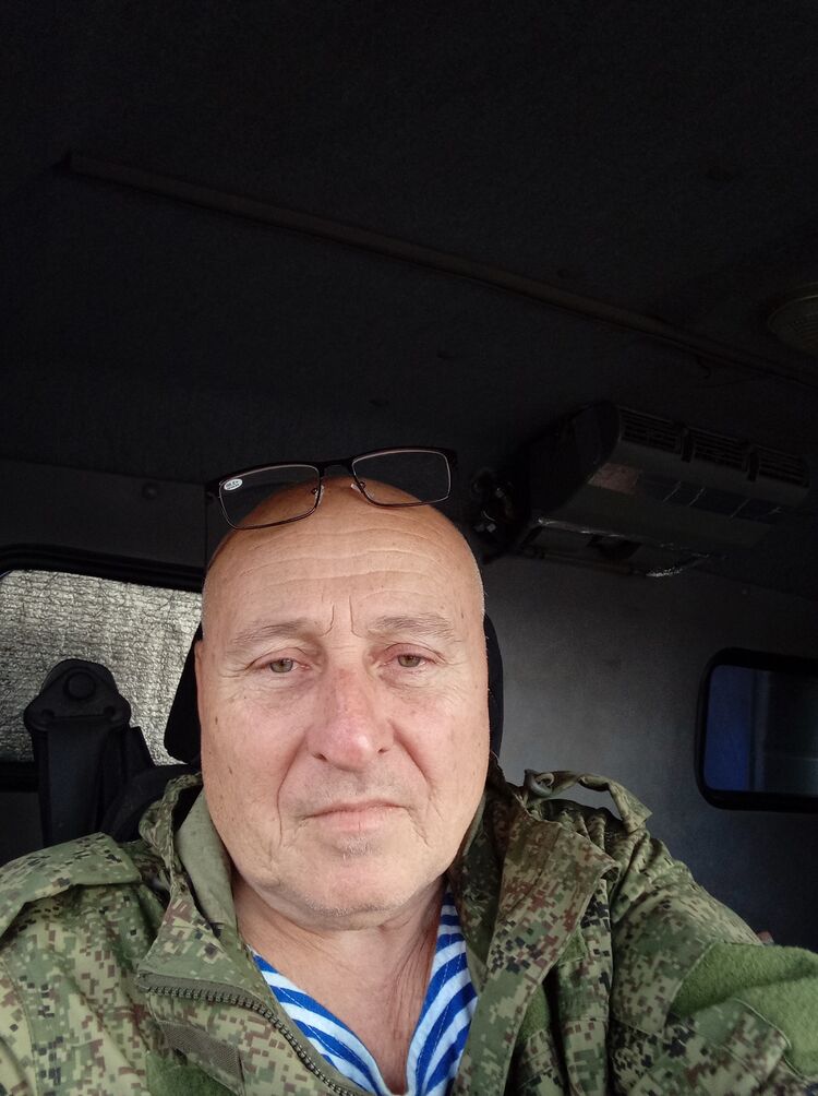  48371943  , 64 ,    