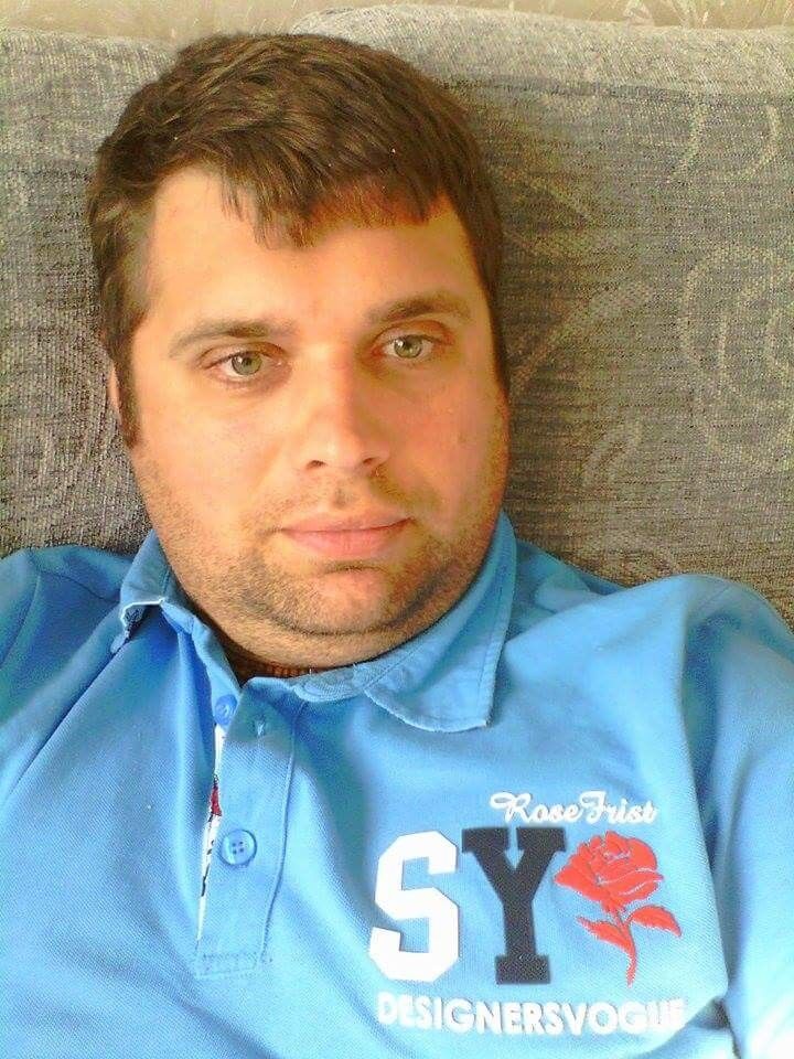  6696383  Dmitri, 42 ,    