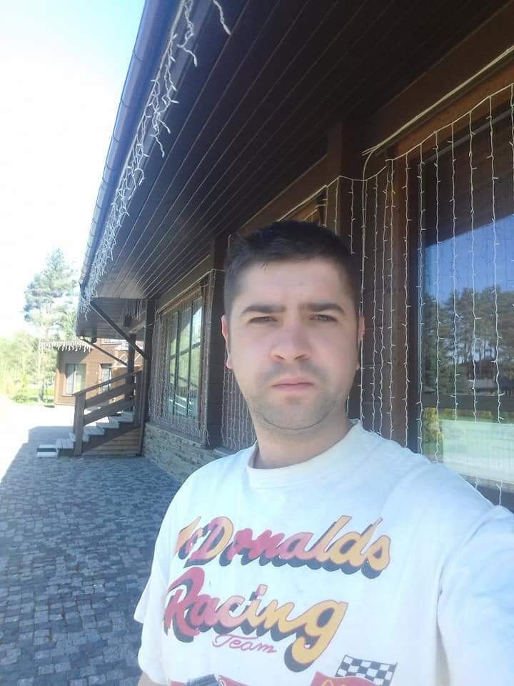 44776053  , 37 ,    