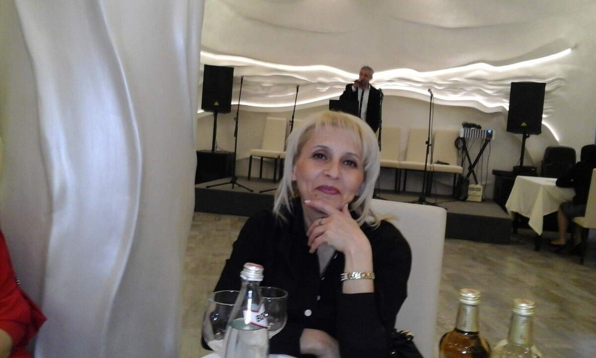  18663983  Cris, 39 ,    