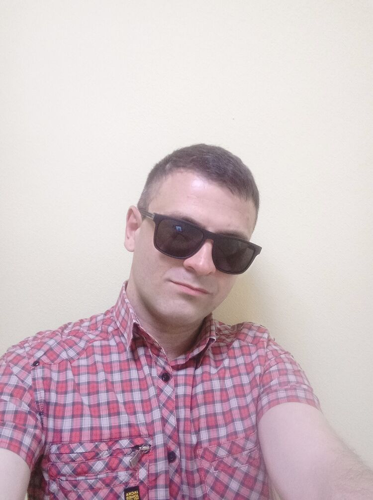  53336403  , 32 ,    