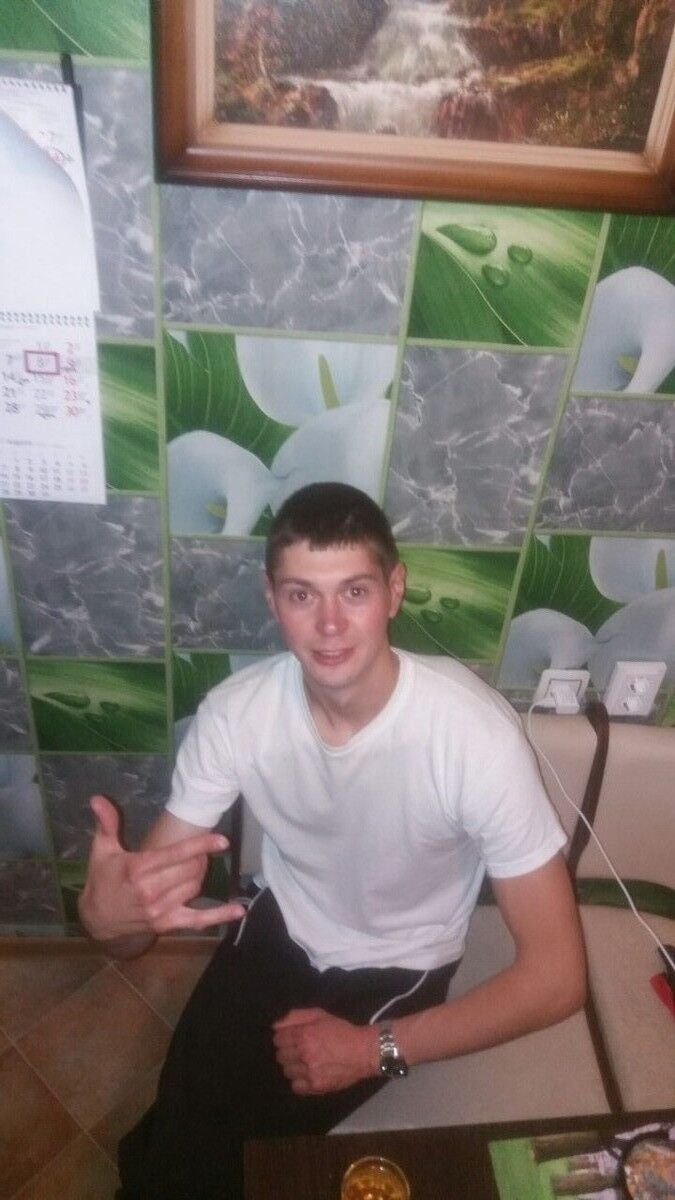  10021923  Sslavaa, 32 ,    