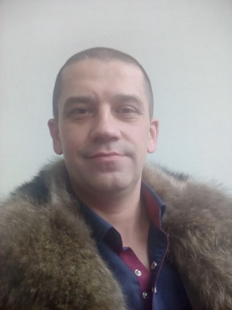  22231083  Oleg, 46 ,    