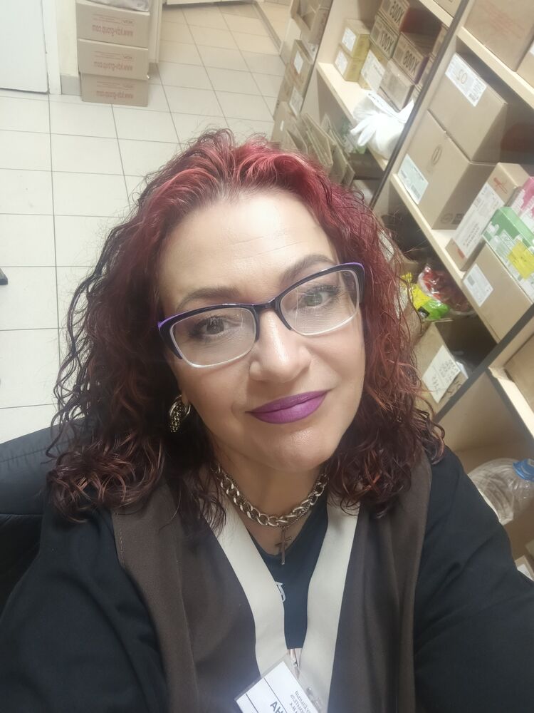  42873933  , 51 ,    