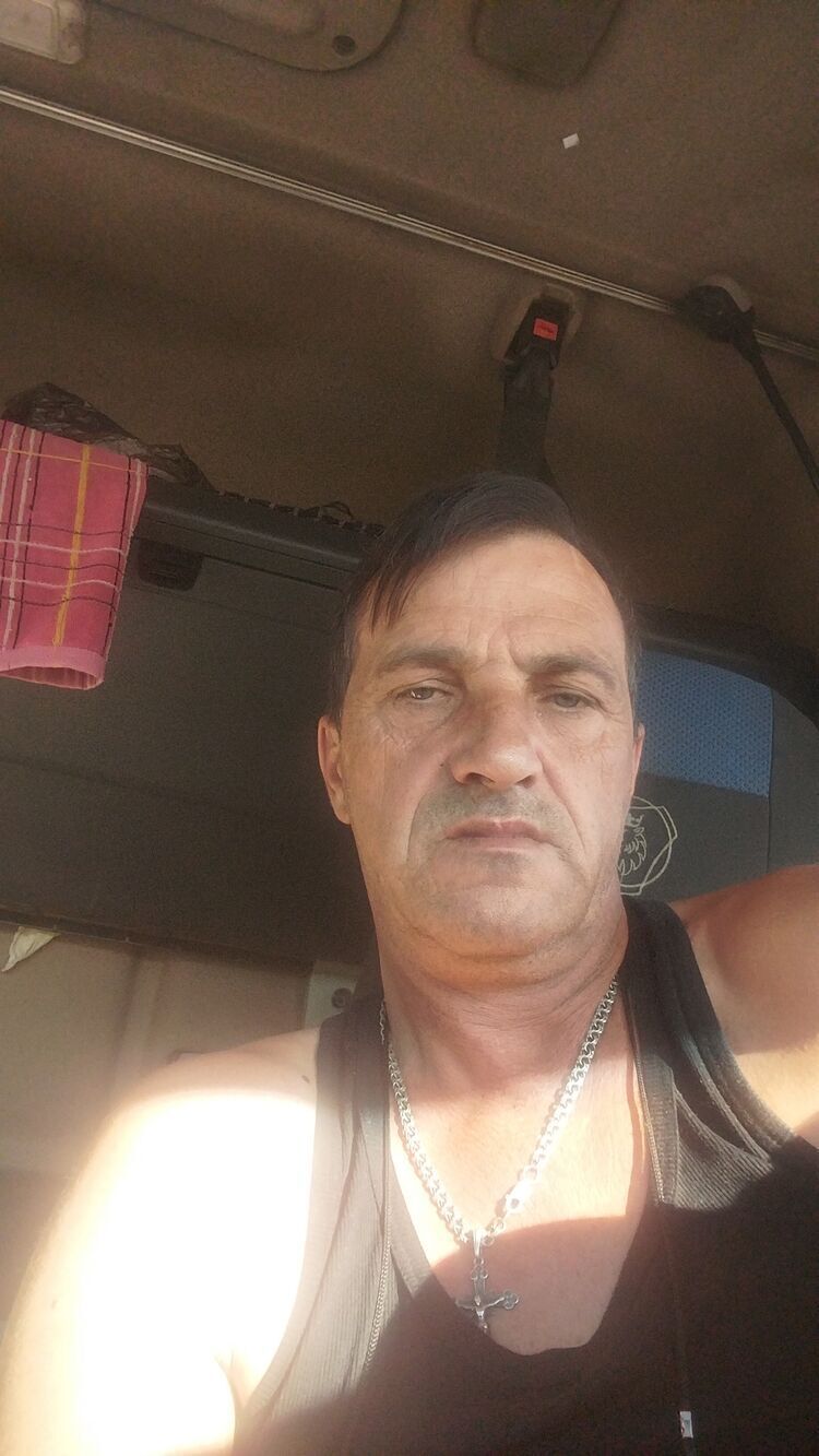 52609933  , 48 ,    