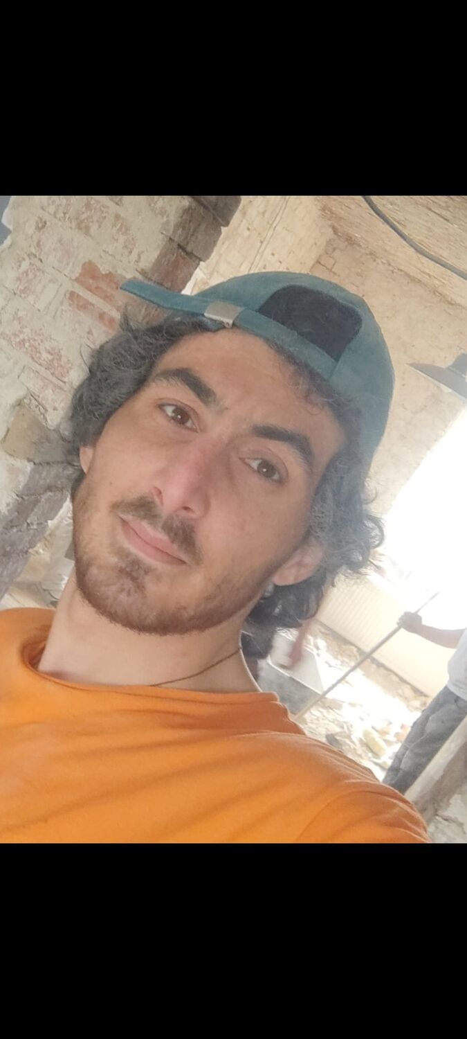  43083143  Gio, 30 ,    -