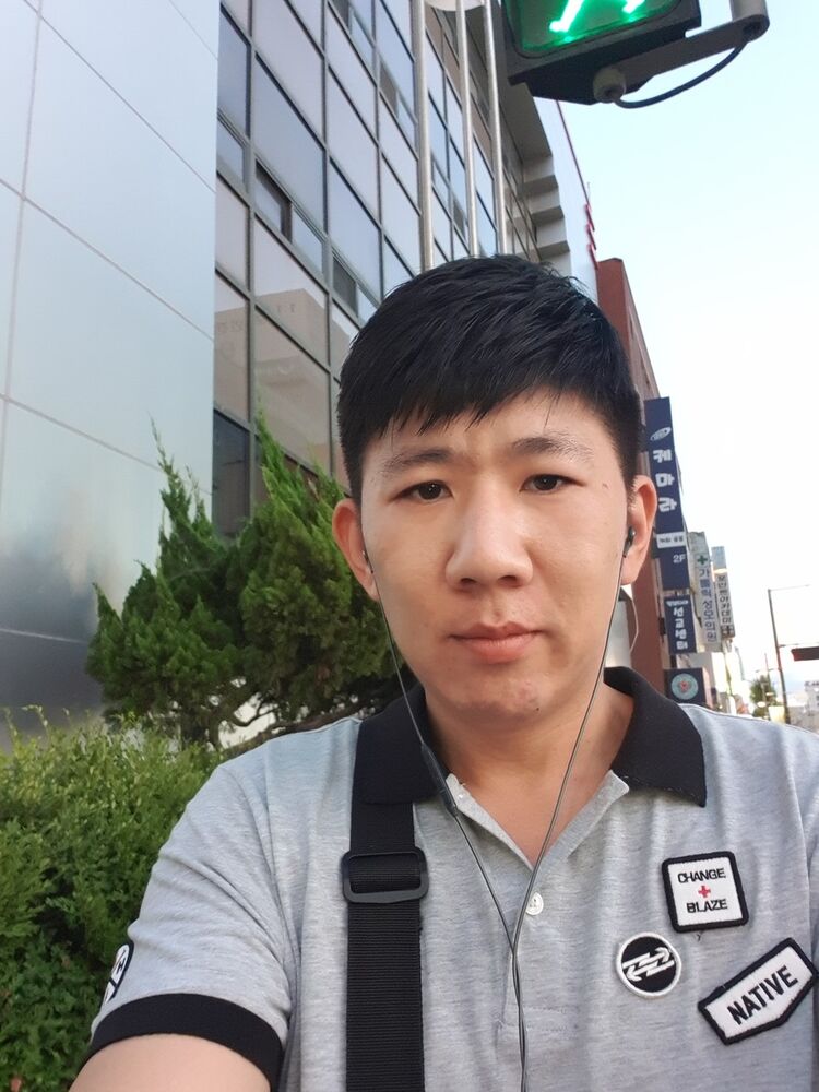  18026143  , 40 ,    