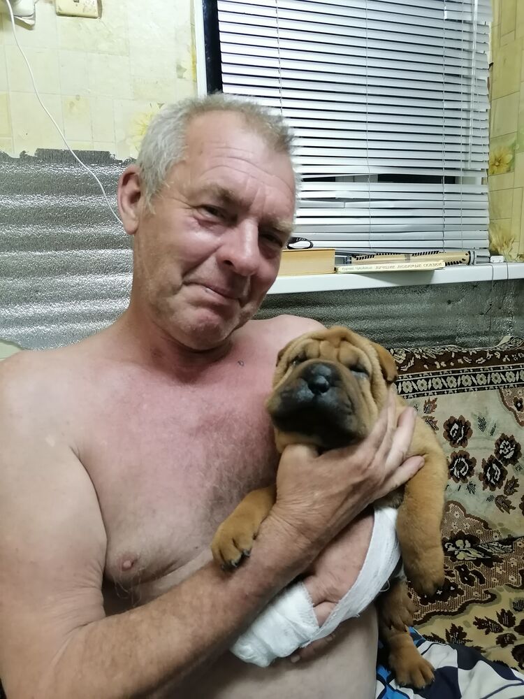  30588933  Vitaly, 65 ,    