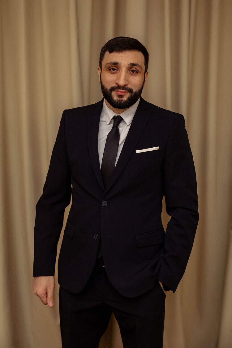  39577133  Ruslan, 35 ,     