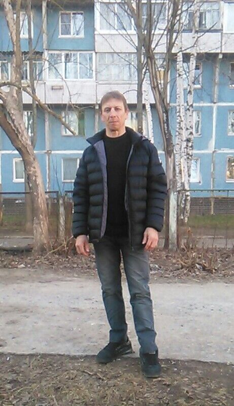  11072553  Sergei, 56 ,    