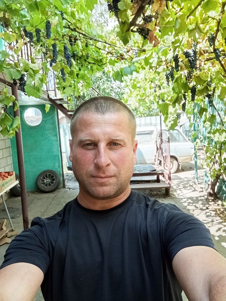  ,   Ը, 38 ,     , c 