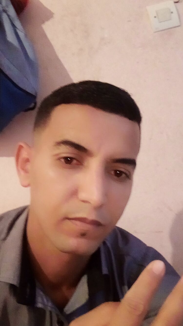  24146563  Bakir, 30 ,    