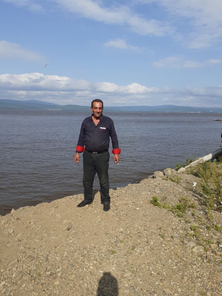  ,   Artur, 57 ,   ,   , c 