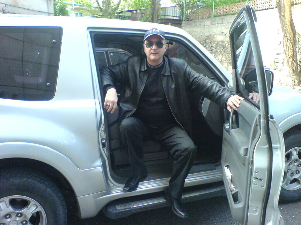  6034133  Eduard, 51 ,    