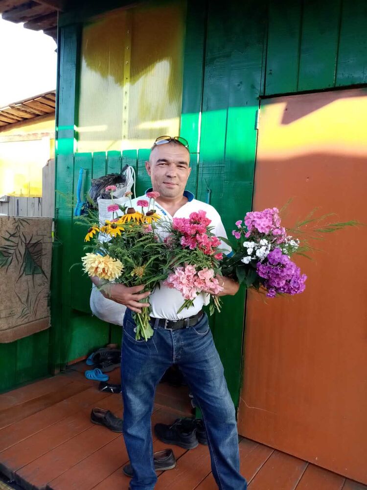  ,   Rinat, 39 ,   ,   , c , 
