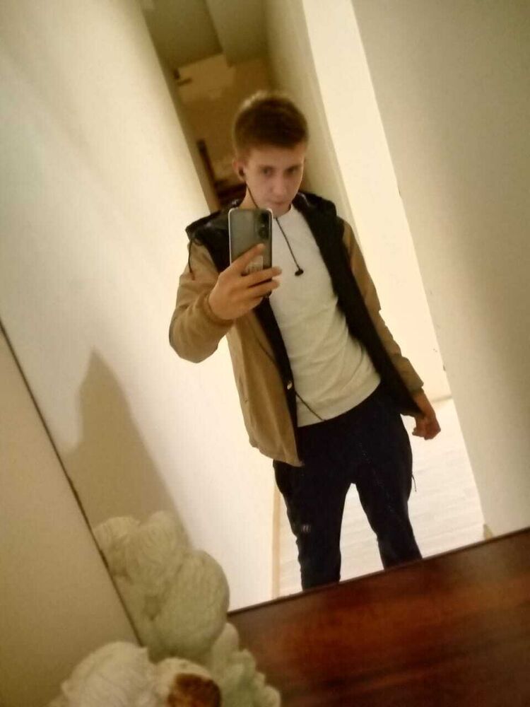  44142213  , 28 ,    --