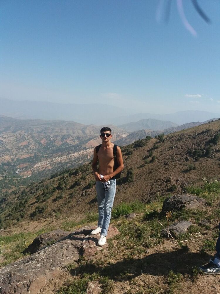  21086213  Baxtiyor, 27 ,    