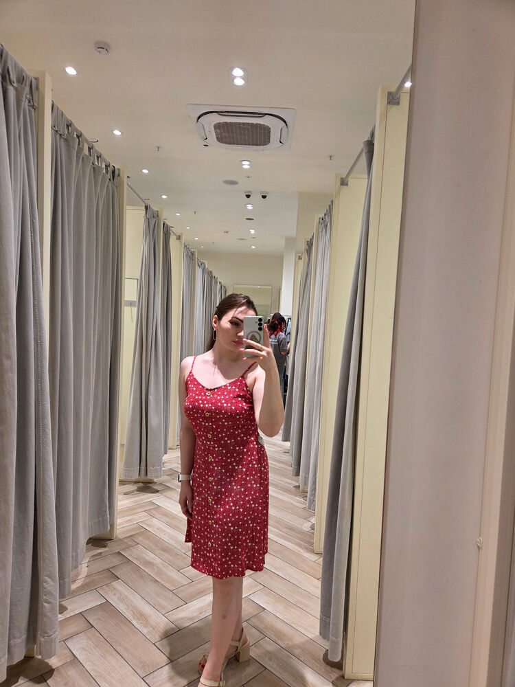  ,   Leila, 27 ,     , c , 