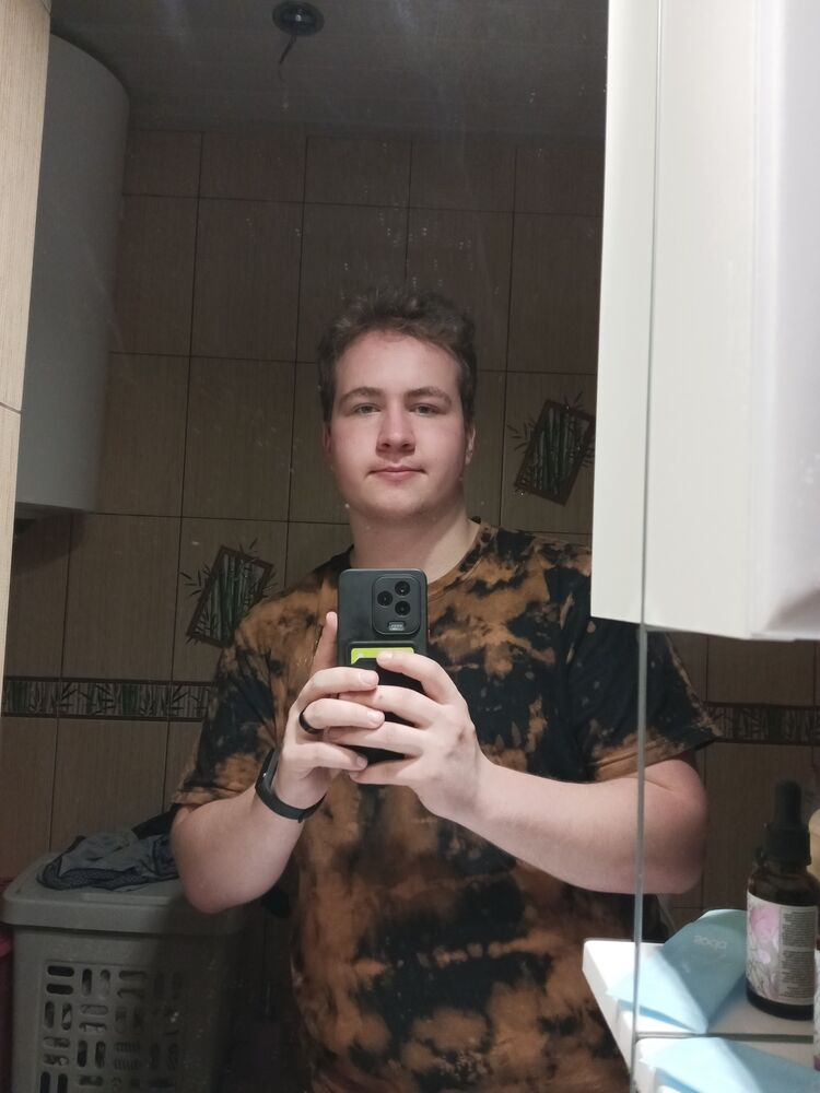  42909473  , 20 ,    