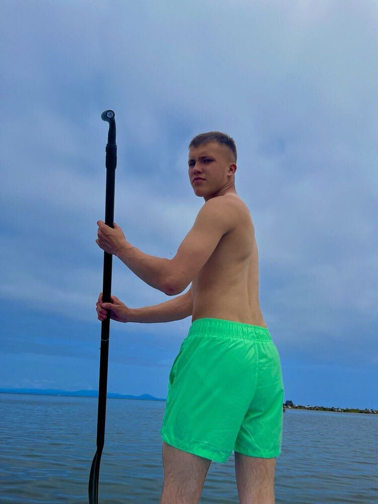  38756443  , 22 ,    -